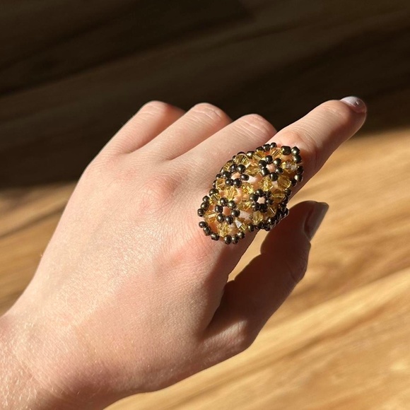 Handmade Beaded Floral Pattern Ring - Picture 1 of 7